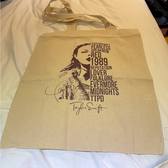 Taylor Swift Inspired Eras Tour Tote Bag. All 11 Albums Creme Color. BRAND NEW. - Picture 1 of 4